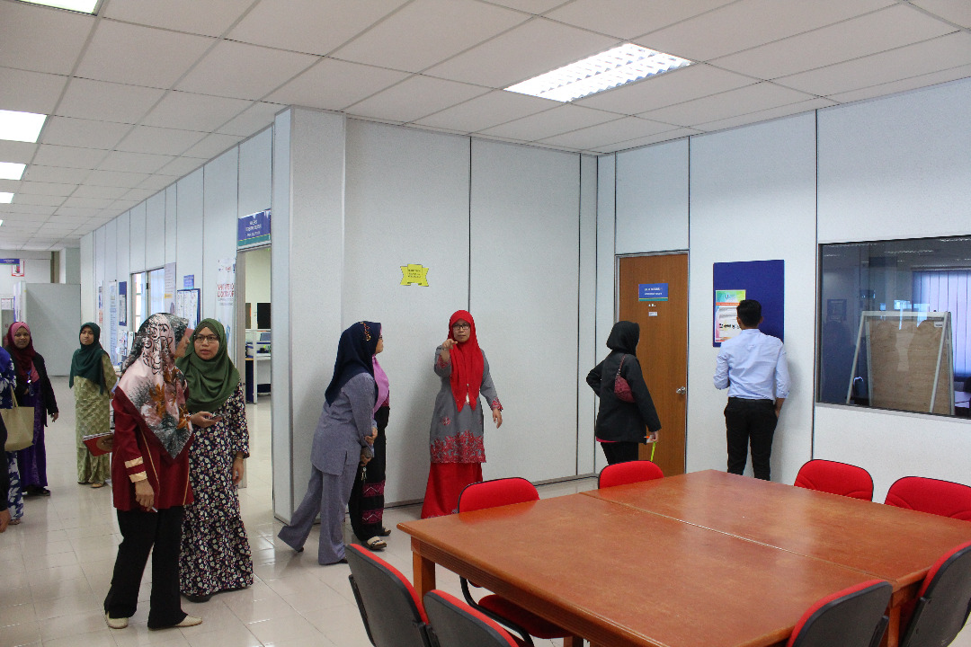 Lawatan Penanda aras EKSA Jabatan Bendahari ke Perpustakaan UMP Gambang (30 Julai 2018)