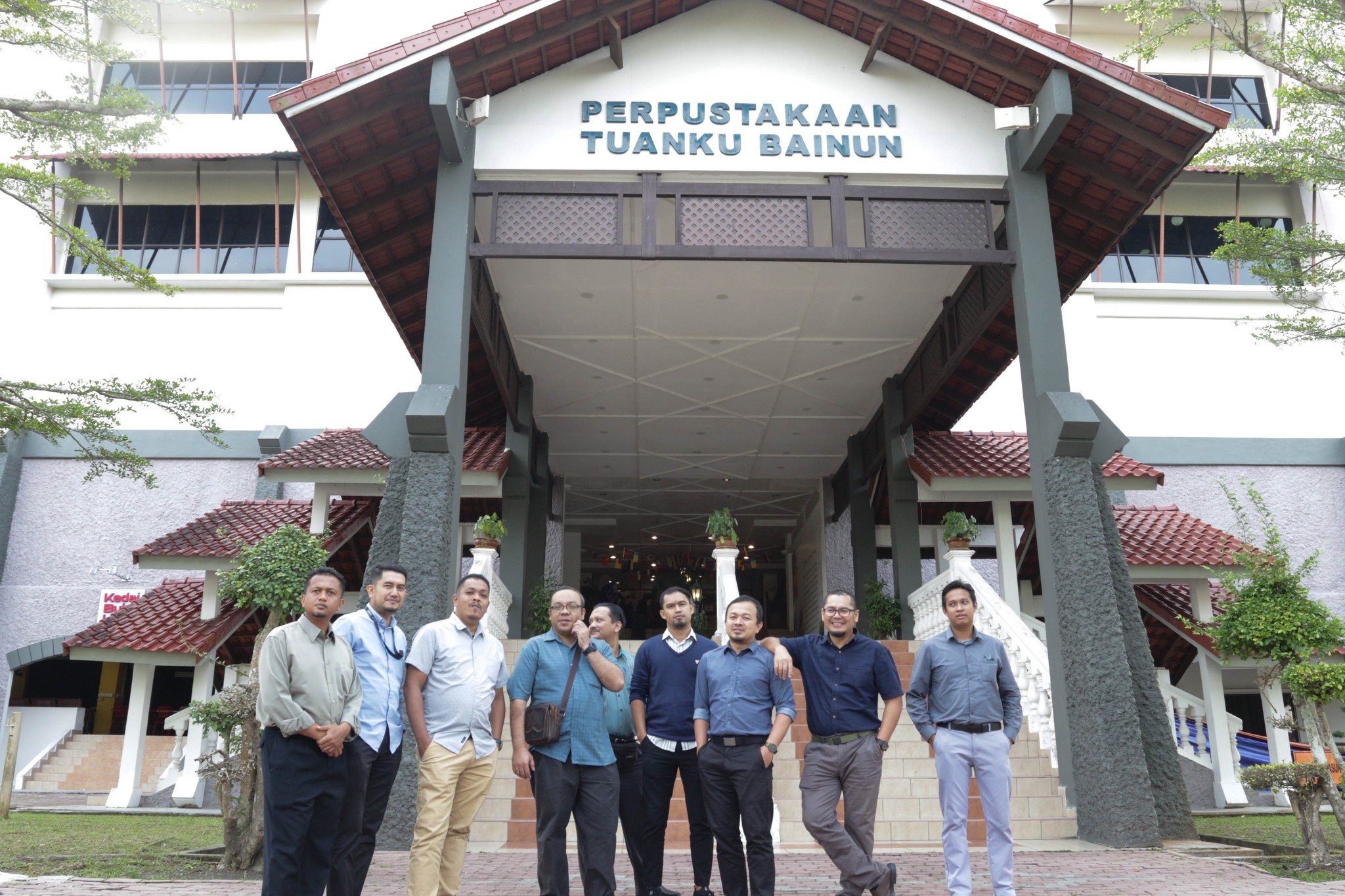 UMPLIB - Lawatan Penanda Aras Perpustakaan Universiti Malaysia Pahang (UMP) Ke Perpustakaan Tuanku Bainun Dan Perpustakaan Digital, Universiti Pendidikan Sultan Idris (UPSI)