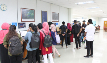 Kelas pendidikan pengguna : Sesi pengenalan Perpustakaan (UMP Gambang) dan pencarian bahan rujukan pelajar baharu sesi 2022/2023 (Hari Kedua)